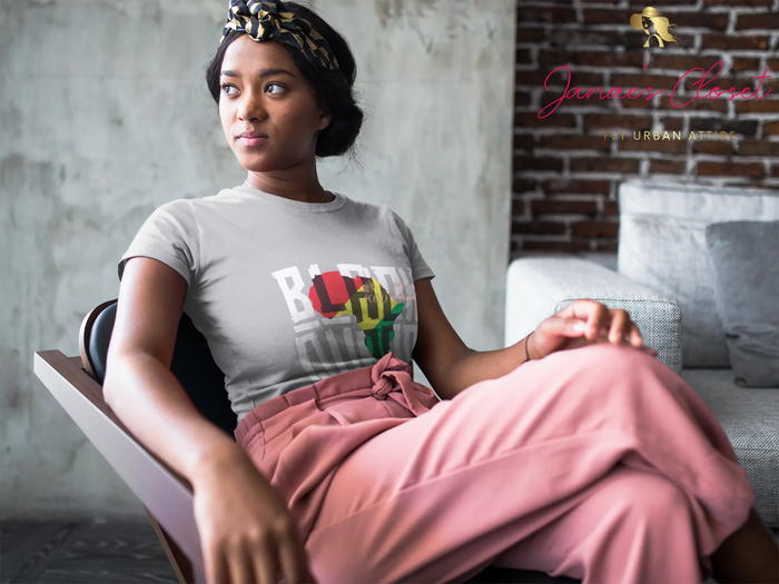 Queen of Africa Women's Tee